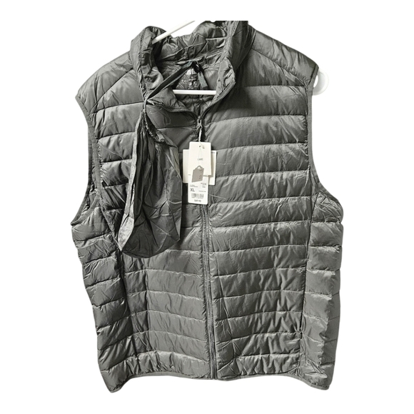 Nwt Green  Puffer Vest size large - Picture 1 of 4